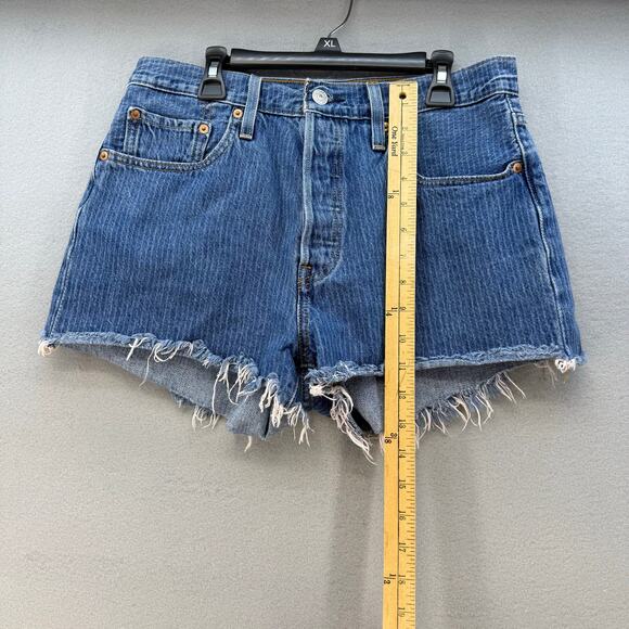 Levi's 501XX Denim Shorts Women's 28 (6) Blue Pinstripe Button Fly Jean Shorts - Picture 11 of 13
